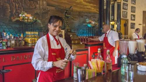 Ελ Φλοριντίτα: Ο ναός του ντάκιρι στην Κούβα γίνεται 200 ετών!