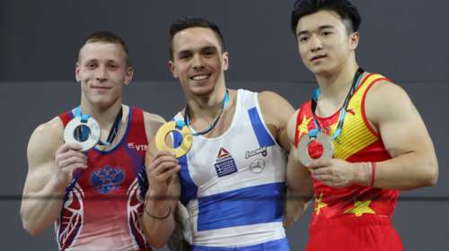 To ζεϊμπέκικο του Πετρούνια μετά τη νίκη στο Μόντρεαλ