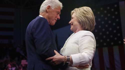 Χωρίζουν οι Κλίντον; Επικοινωνούν μόνο μέσω δικηγόρων