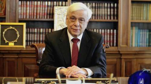 Ο Παυλόπουλος υπέγραψε το νομο για την ταυτότητα φύλου