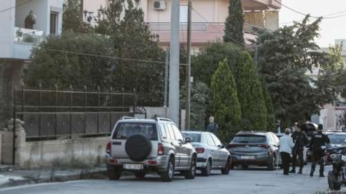 Τραγωδία στο Μαρκόπουλο: Η 17χρονη προσπάθησε να σώσει τη μάνα της (ΦΩΤΟ)