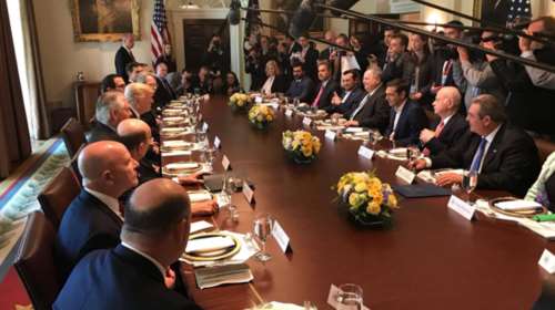 Τα τιτιβίσματα του Αλέξη Τσίπρα μέσα από τον Λευκό Οίκο