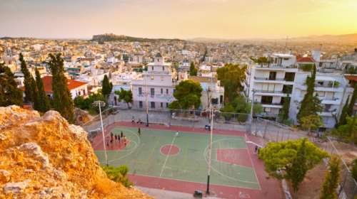 Κινέζος επενδυτής αγόρασε... 100 διαμερίσματα στα Εξάρχεια