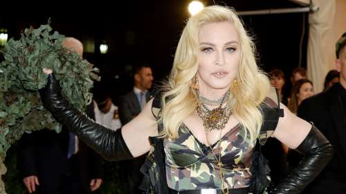 Δείτε το γκράφιτι από την Αθήνα που ανέβασε στο instagram η Μαντόνα [φωτο]