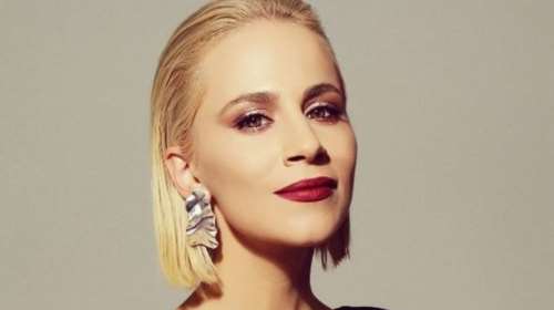 Νάντια Μπουλέ: Μας δείχνει το σώμα της μία μέρα μετά τη γέννα - "Ευγνώμων για το δώρο που μου χάρισε"