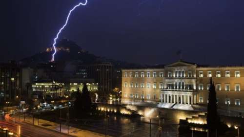 Ο «Δαίδαλος» έφερε 11.000 κεραυνούς στην Ελλάδα