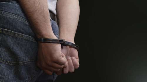 Αστυνομικός με χασίς για ...ιδία χρήση συνελήφθη στη Χίο