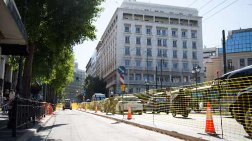 «Κόβουν» την κυκλοφορία στην αριστερή λωρίδα της Σταδίου- Πότε και για πόσο