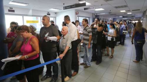 «Κόφτης» στις 120 δόσεις  για οφειλές σε  Εφορία και Ταμεία