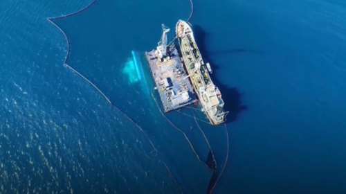 «Στο κόκκινο» παραμένει η ρύπανση στο Σαρωνικό λόγω του ναυαγίου
