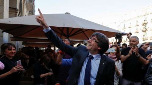 Το Ανώτατο Δικαστήριο της Ισπανίας κλήτευσε τον Πουτζδεμόντ