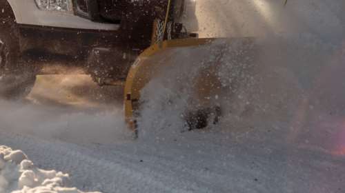 Στις ΗΠΑ τα εκχιονιστικά είναι λίγο... διαφορετικά και τα αγοράζουν ιδιώτες
