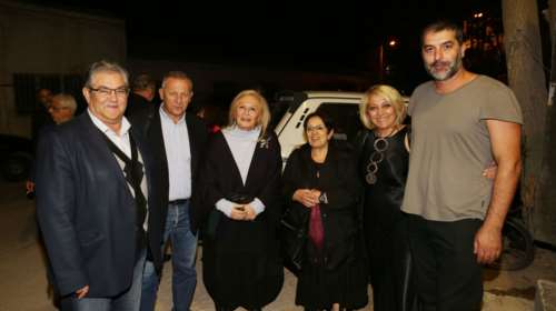 Το ΚΚΕ πάει θέατρο και υποκλίνεται στον «Αρη Βελουχιώτη»