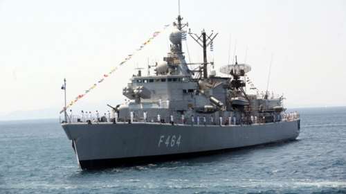 Η φρεγάτα Κανάρης προσάραξε στη νησίδα Αταλάντη