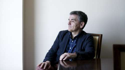 Το φαινόμενο Τσακαλώτου: Και τσάρος και &quot;αντάρτης του βουνού&quot;