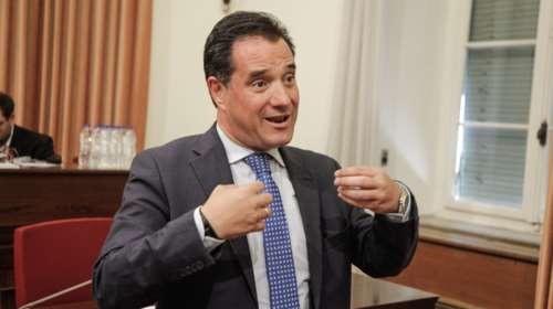 Στα χαρακώματα ΣΥΡΙΖΑ - Άδωνις για την υπόθεση Αυγενάκη