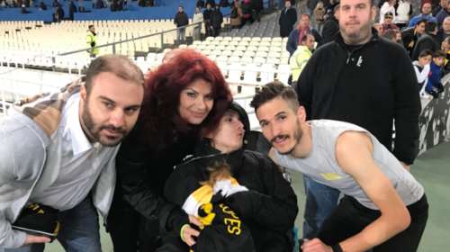 Στο ΟΑΚΑ η Μυρτώ δίπλα στην αγαπημένη της ΑΕΚ