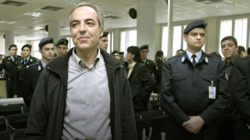 Στις 12 το μεσημέρι αρχίζει η άδεια Kουφοντίνα από τις φυλακές