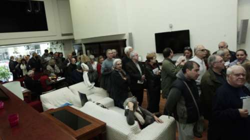 Εκλογές στην Κεντροαριστερά: Στις 210.000 η συμμετοχή