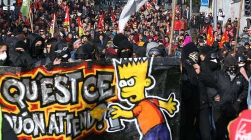 Ογκώδεις διαδηλώσεις σε όλη την Γαλλία κατά του Μακρόν