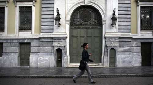 Θετικές προοπτικές στην οικονομία βλέπουν τραπεζικά στελέχη