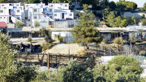 Γενική απεργία τη Δευτέρα στη Λέσβο για το προσφυγικό