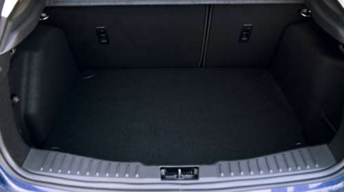 Κρύφτηκε σε πορτμπαγκάζ για να συναντηθεί με τον πρωθυπουργό!