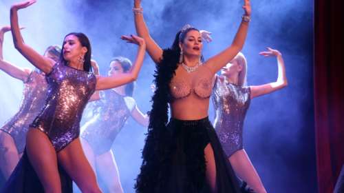 Η απάντηση της Κορινθίου για την καταγραυγή: Μια βασίλισσα ξέρει πώς να...