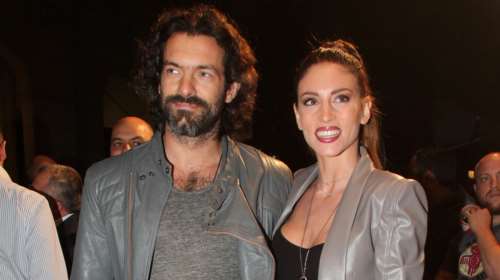 Η Οικονομάκου δεν φόρεσε λευκά στον γάμο της - δείτε την ανατρεπτική νύφη