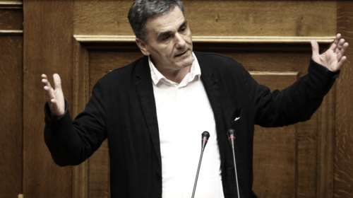 Ο Τσακαλώτος ξαναμετράει τα... δεκατημόρια της μεσαίας τάξης