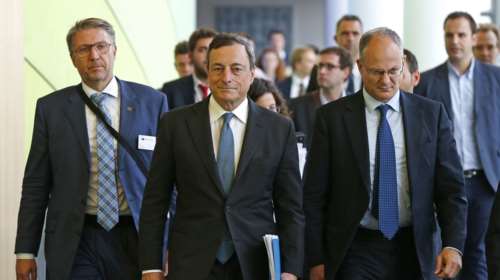 Ντράγκι: Η ασφάλιση καταθέσεων περνάει από τα κόκκινα δάνεια