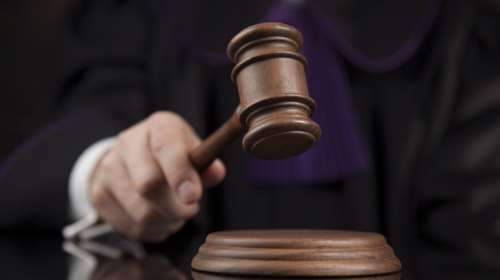 Ενοχή 56 ατόμων εισηγείται ο εισαγγελέας για το «πάρτι» στη ΓΕΝΟΠ