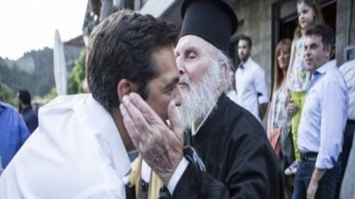 Πέθανε ο παπά Δημήτρης Τσίπρας, θείος του πρωθυπουργού