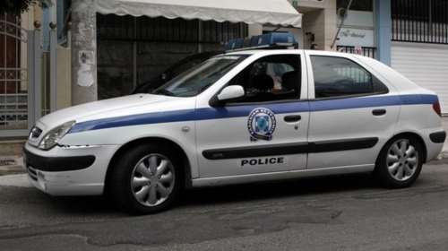 Σοκ στη Λάρισα: «Ξύπνησα και αποκεφάλισα στην μάνα μου»