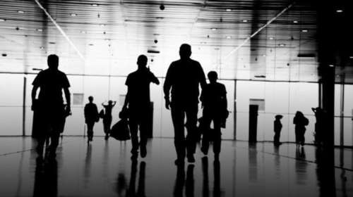 Αποκαλυπτική έρευνα: Οι νέοι βρίσκουν δουλειά μέσω ...συγγενών και φίλων