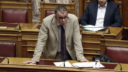 Αντεπίθεση Μουζάλα κατά στελεχών του ΣΥΡΙΖΑ, τι λέει για παραίτησή του