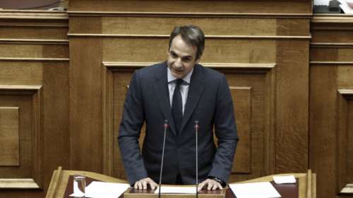 Μητσοτάκης: Βουτήξατε στα θολά νερά των σκανδάλων