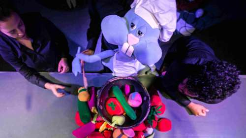 Αγησίλαγος: Ο καλοφαγάς λαγός-σεφ στο ΘΕΑΤΡΟΝ