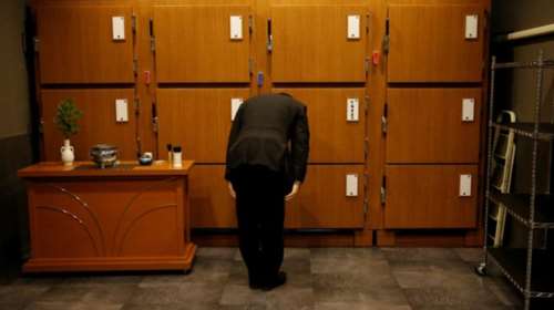 Μυστήριο με πτώματα που ξεβράζονται σε ακτές της Ιαπωνίας