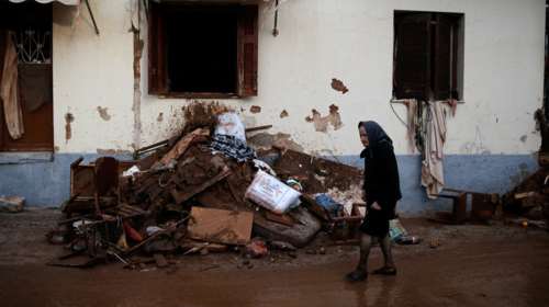 «Μπαλάκι» ευθυνών η έρευνα για την τραγωδία στη Μάνδρα