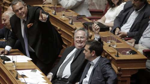 Βολές κατά Κοτζιά για τα απόρρητα από Κουμουτσάκο- Λοβέρδο: τι καταγγέλλουν