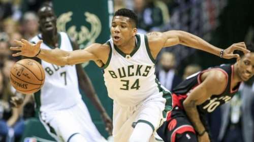 Οι καλύτερες σταυρωτές ντρίμπλες και με Αντετοκούνμπο