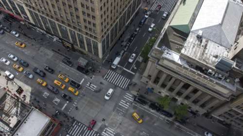 Aυτοκίνητο έπεσε σε πεζούς στη Νέα Υόρκη-Νεκρός &amp; τραυματίες