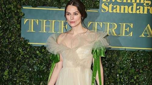 Η «ωραία του χορού» Κίρα Νάιτλι μάγεψε σε επίσημο γκαλά [Εικόνες]