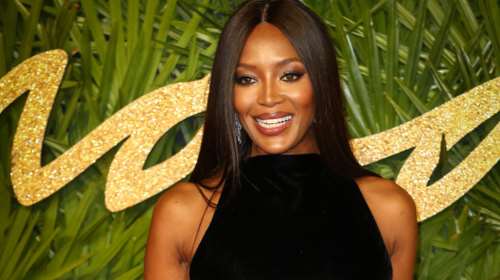 Η Ναόμι Κάμπελ στο κόκκινο χαλί με τη μαμά της: Η απίστευτη ομοιότητα