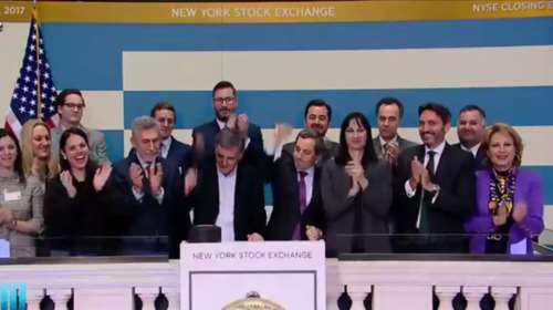 Ο Τσακαλώτος «χτύπησε» το καμπανάκι της Wall Street