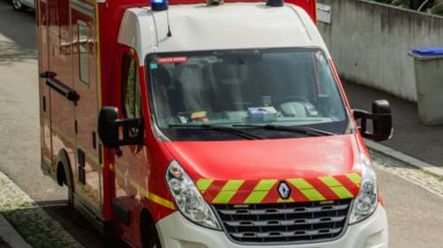 Σύγκρουση τρένου και σχολικού λεωφορείου: Νεκρά τέσσερα παιδιά