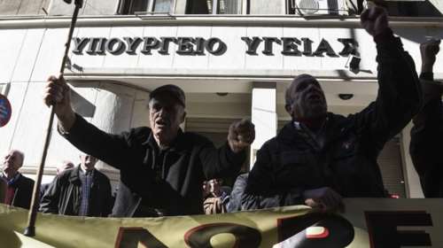 Στο Σύνταγμα το απόγευμα οι συνταξιούχοι - Με λεωφορεία από τη Θεσσαλονίκη