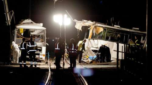 Θρήνος στη Γαλλία για τους νεκρούς μαθητές στο τροχαίο-Οι πρώτες εικόνες