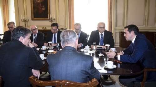 Τι συζήτησε ο Τσίπρας με τους τραπεζίτες στο Μαξίμου